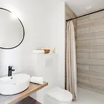 Le Phare, House Apartment *
