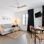 Le Phare, House Apartment